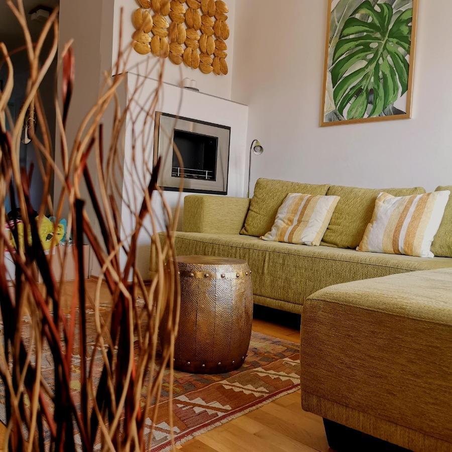 Cozyhome Retro Apartment Bratysława Zewnętrze zdjęcie