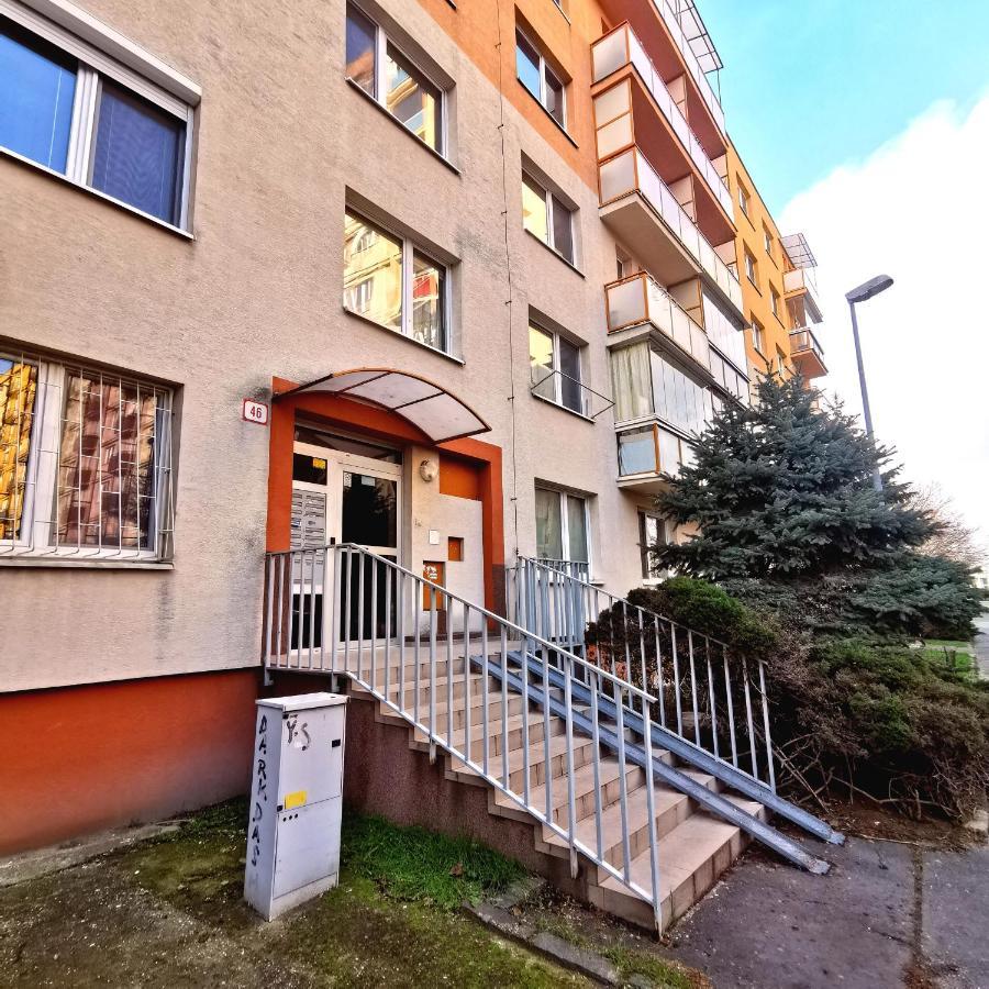 Cozyhome Retro Apartment Bratysława Zewnętrze zdjęcie