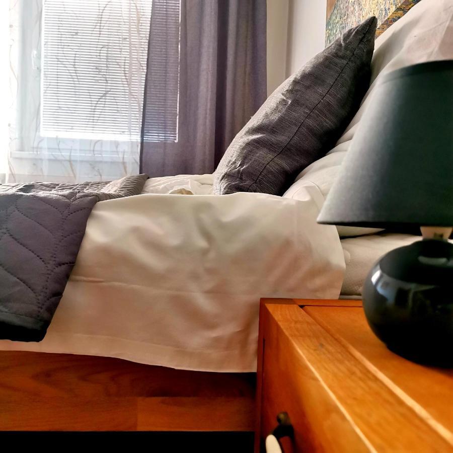 Cozyhome Retro Apartment Bratysława Zewnętrze zdjęcie